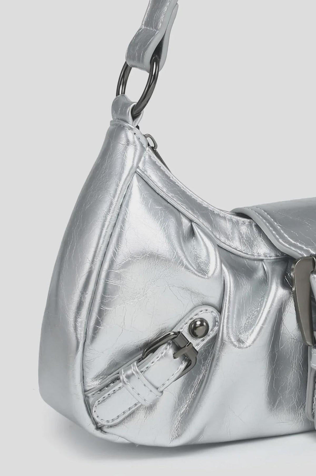 Chice Damen Schultertasche aus Kunstleder, das stilvolle Accessoire für Business oder elegante Anlässe.