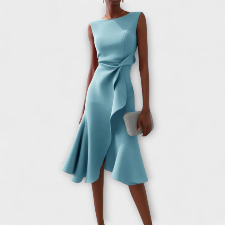 Asymmetrisches, drapiertes Midi Damenkleid, elegant und vielseitig für verschiedene Anlässe.