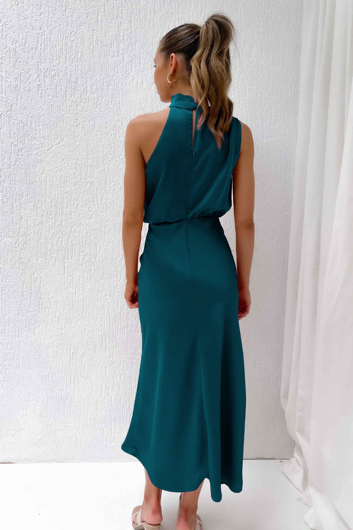 Damen Abendkleid mit Halterneck, langes, fließendes Maxikleid für elegante Anlässe und Partys.