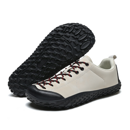 Atmungsaktive Herren Trekkingschuhe, stoßdämpfend für höchsten Komfort beim Wandern.