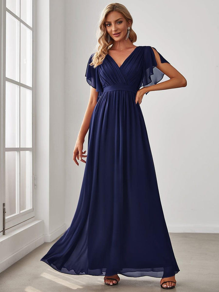 Elegantes Damenkleid A-Linie, lang, V-Ausschnitt, als Ballkleid.