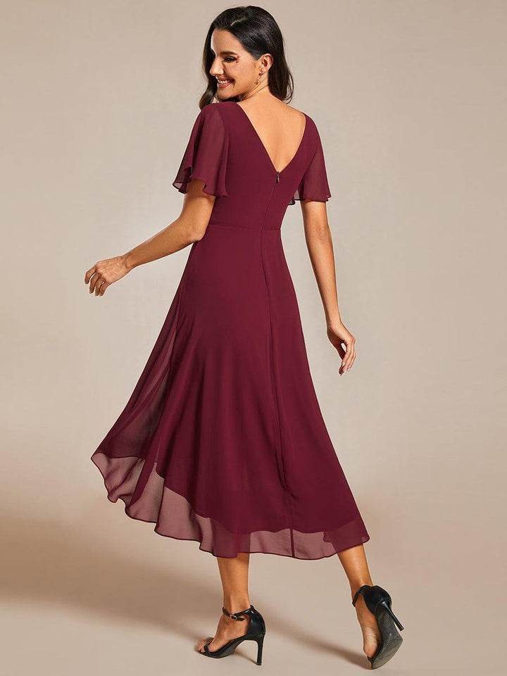 Schickes Brautjungfernkleid in Vokuhila A-Linie, Empire-Taille, Kurzarm, für festliche Events.