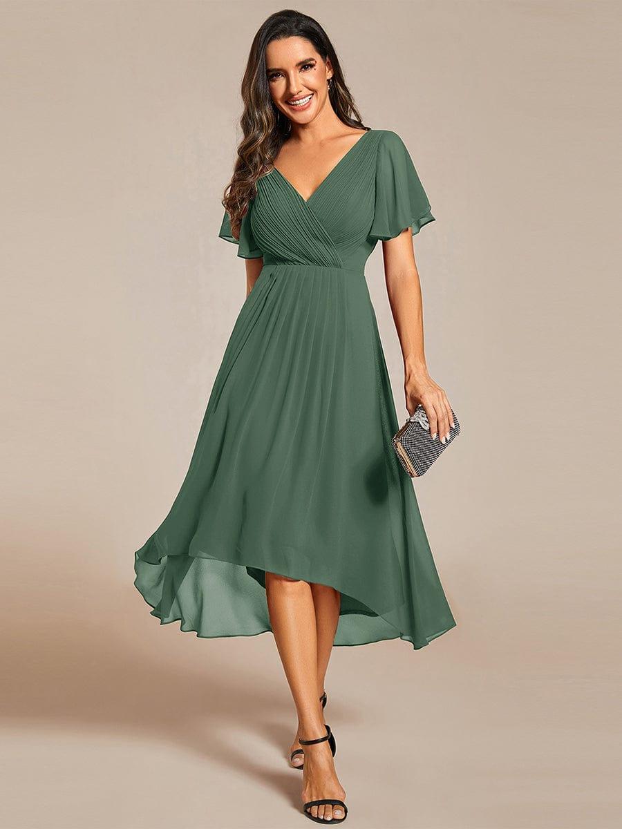 Schickes Vokuhila Cocktailkleid, Kurzarm, Midi-Länge, für stilvolle Abendfeiern.