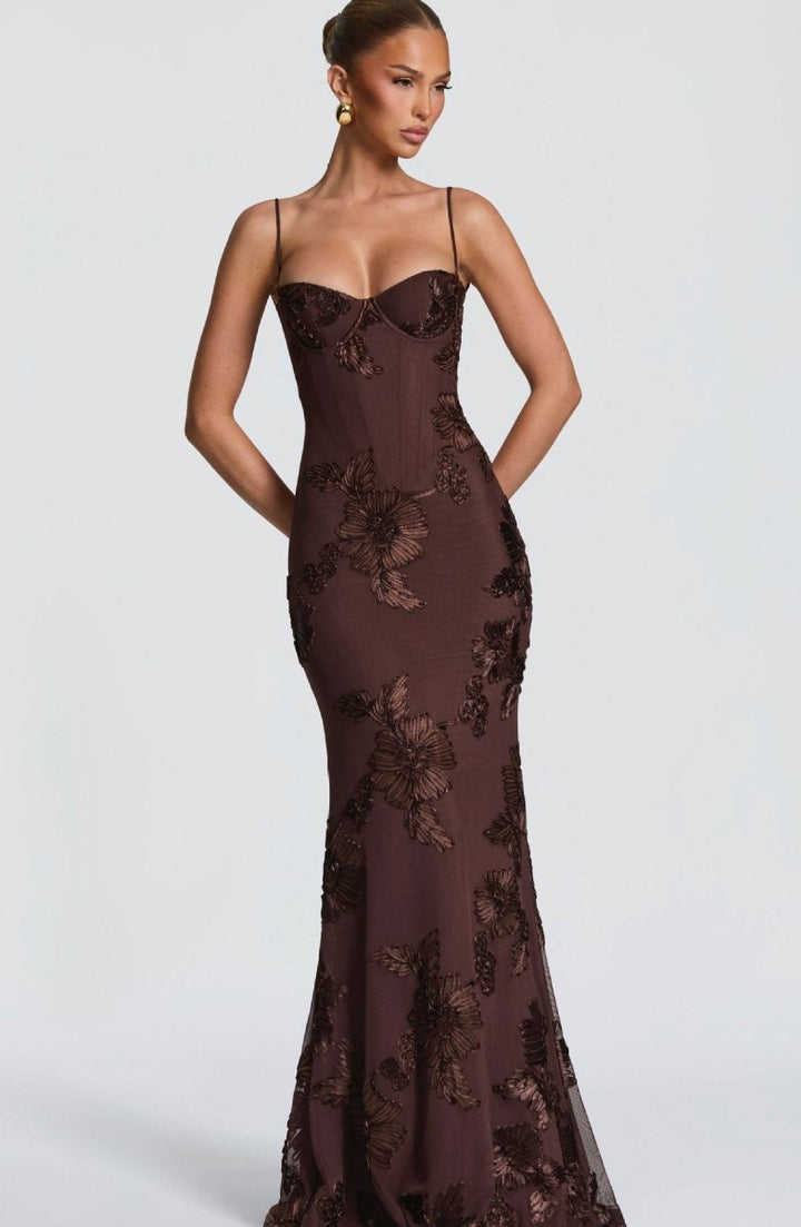 Party-Maxikleid für Damen, figurbetont, mit Spitze & offenem Rücken. Perfektes Sommerkleid.