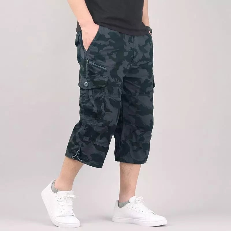 Komfortable Herren Cargo 3/4 Hose mit Bequemem Schnitt. Ideal für Outdoor, Freizeit und Urlaub.