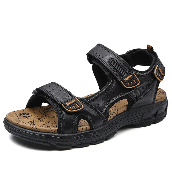 Herren Sandalen mit praktischem Klettverschluss, rutschfester Sohle für optimalen Komfort.