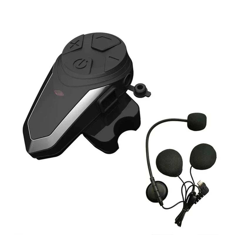 RoadLink S3 Motorrad Bluetooth Intercom am Helm befestigt, ermöglicht klare Fahrer-zu-Fahrer-Gespräche.