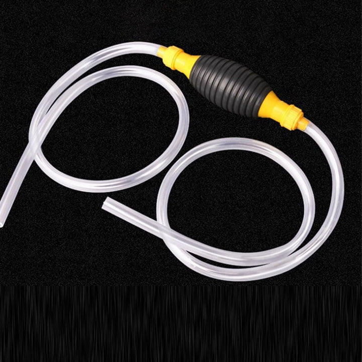 Robuste Plastik Handpumpe FuelMate für Kraftstoff wie Benzin, Diesel und Öl. Perfekt für Auto, Motorrad und Garten.