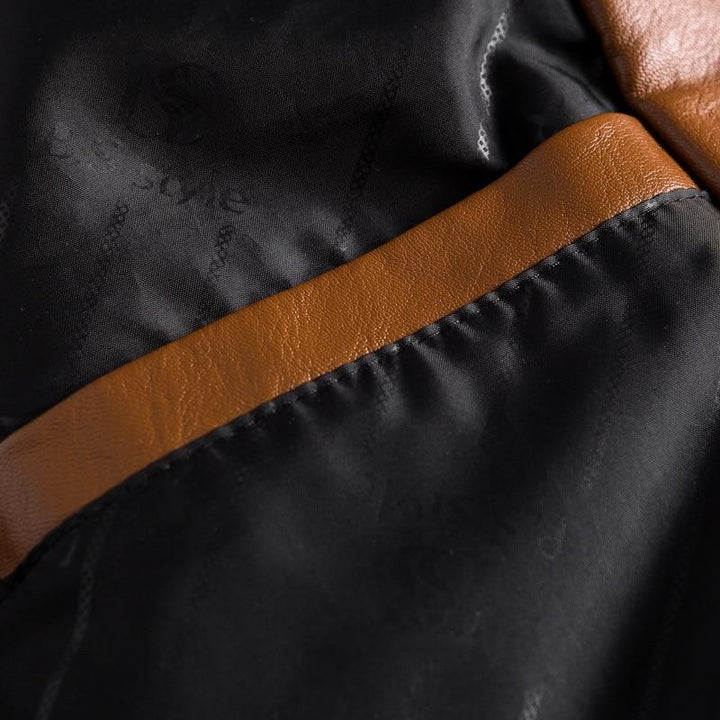 Zeitloser Herren-Lederblazer, ein unverzichtbares Sakko für die stilvolle Herrengarderobe, elegant & robust.