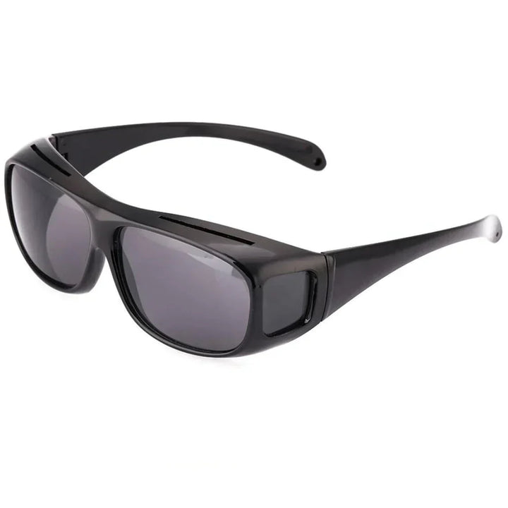 Hochwertige Nachtsichtbrille mit polarisierten Gläsern; Augenschutz beim Fahren.