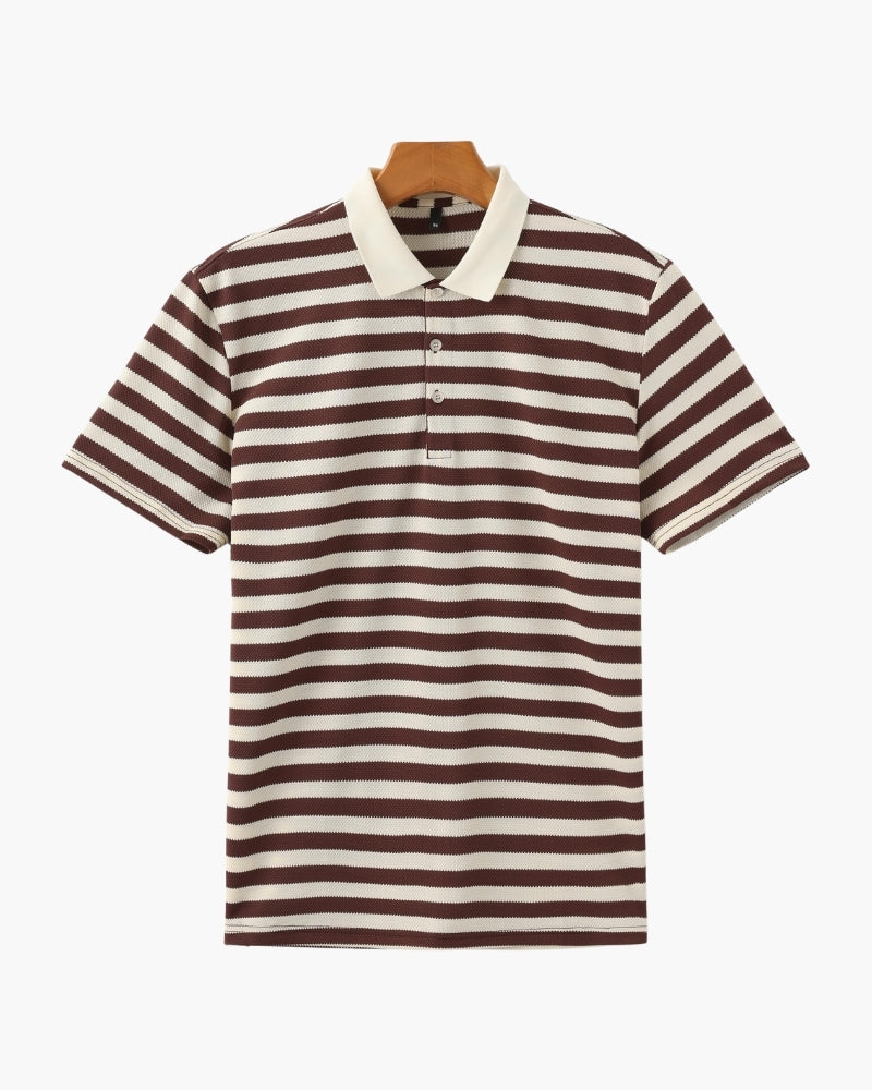 Elegantes Herren Strickpolo im Vintage-Stil, gestreift, vielseitig für Freizeit & Alltag.