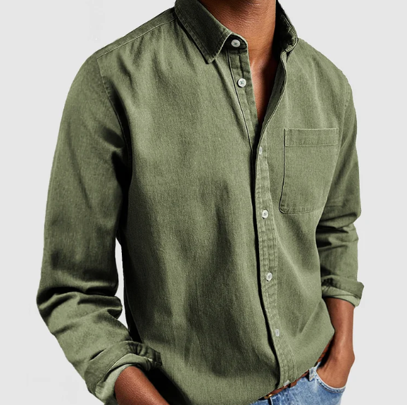 Komfortables Herren Langarmhemd mit Stehkragen, einfarbig, atmungsaktiv, ideal für Alltag und Business Casual.