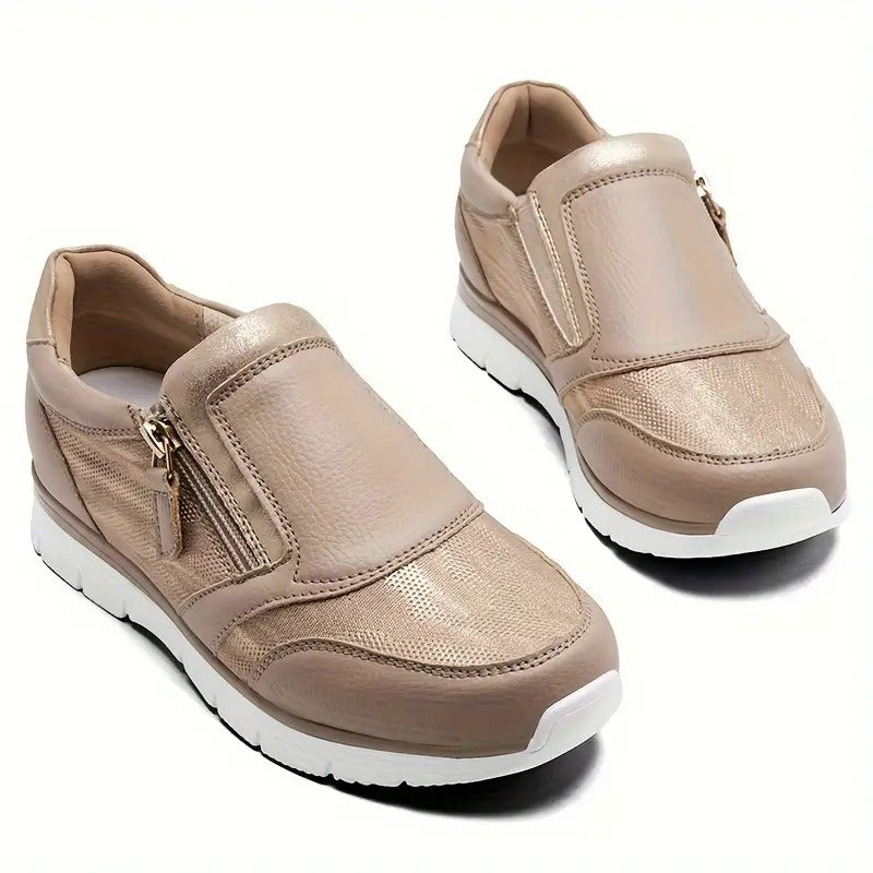 Bequeme Damen Komfort Sneaker mit stoßdämpfender Sohle. Ideal als leichte Alltagsschuhe für Damen.