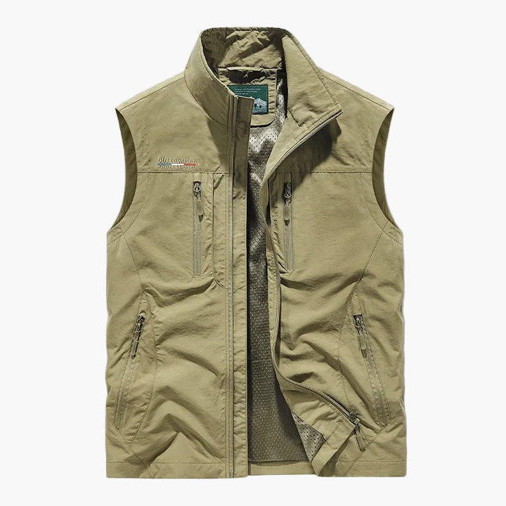 Leichte Herren Outdoor-Weste für Wanderungen, Trekking & Sport. Winddicht, mit praktischen Taschen & atmungsaktiv.