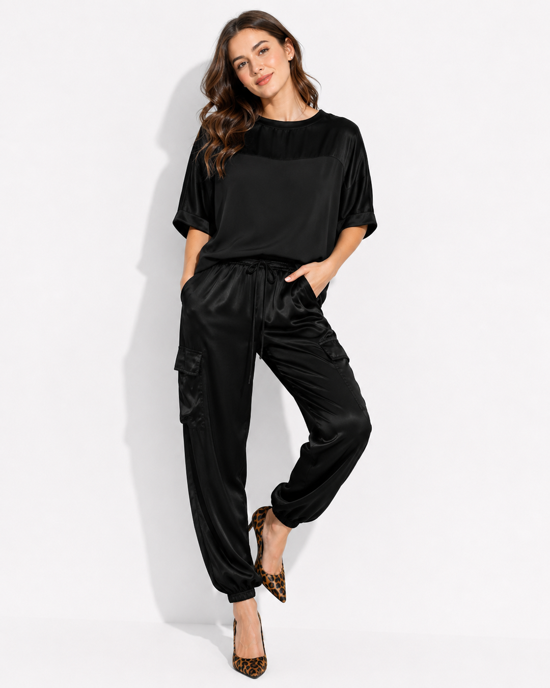 Schickes Damen Halbarm-Anzug Set, eleganter Sommer-Zweiteiler perfekt für Büro und stilvolle Abend-Events.