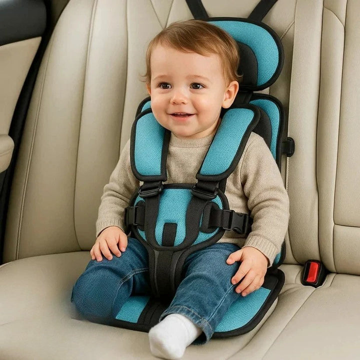 Kompakter faltbarer Reisesitz für Kinder, perfekt für unterwegs; sicherer 5-Punkt-Gurt Autositz für Babys.