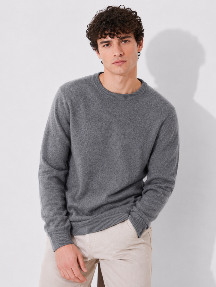 Damen Winterpullover, elegant & bequem, mit langen Ärmeln und hohem Kragen. Modisches Oberteil für den Alltag.