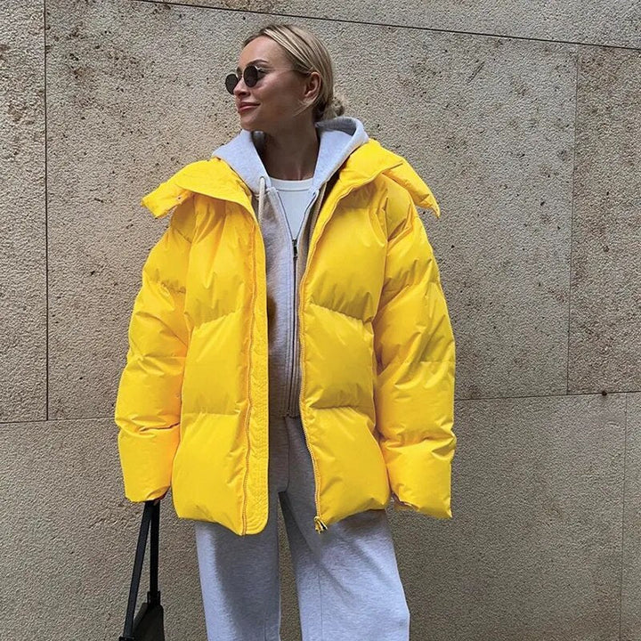 Trendige Damen Oversize Kapuzenjacke, vielseitig kombinierbar. Bequemer Hoodie für Herbst, Frühling & Winter.