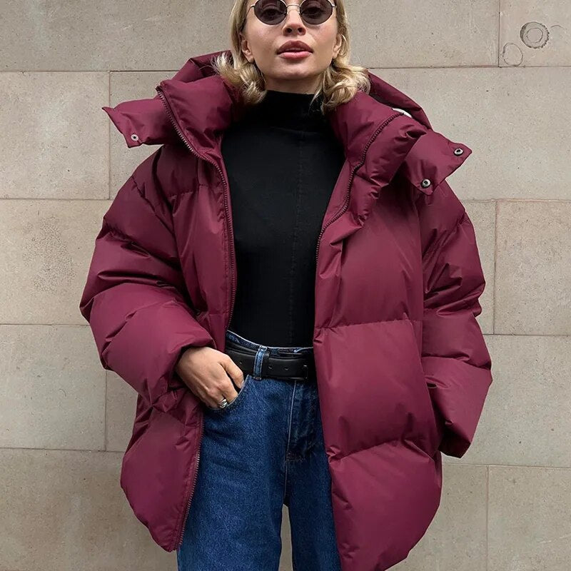 Elegante Damen Oversize Kapuzenjacke, gemütlich & zeitlos. Dein neuer Lieblings-Hoodie für entspannte Tage.