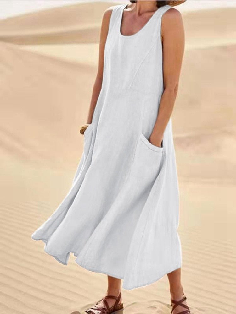 Bequemes, fließendes Damen Maxikleid mit Rundhals & lockerem Schnitt. Ideal für entspannte Sommertage.