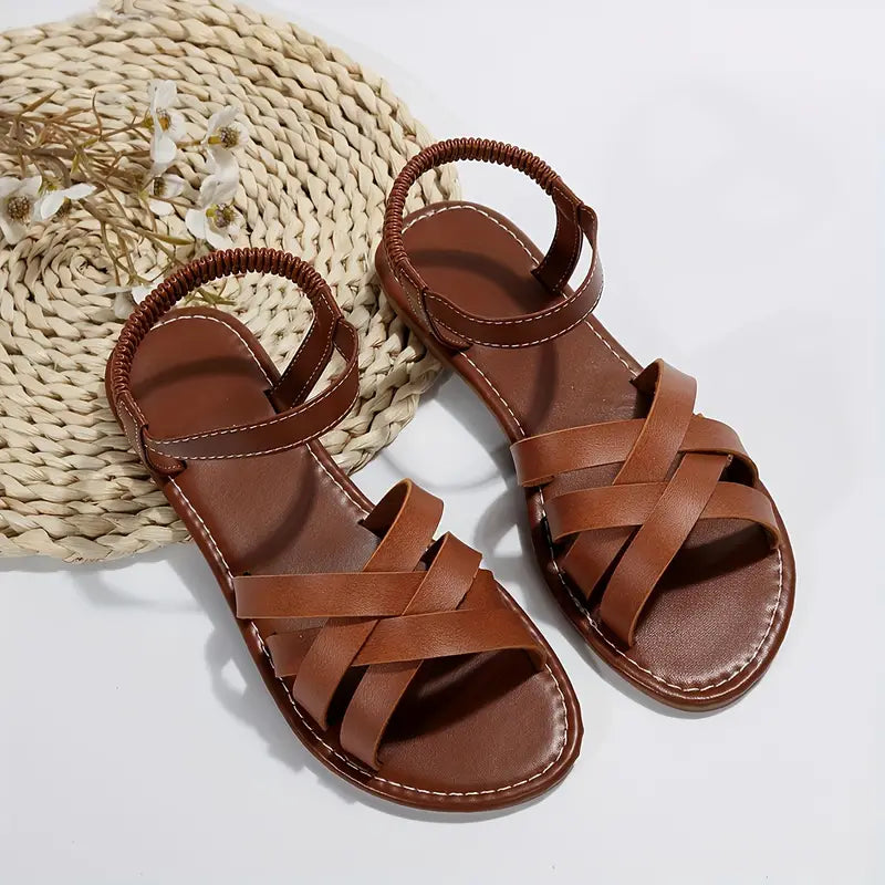 Braune geflochtene Damen-Flachsandalen, stilvolle Sommerschuhe für maximalen Komfort und Unterstützung.