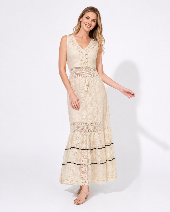 Luftiges Damen Sommerkleid im Boho-Stil, ein elegantes Freizeitkleid für feminine Mode und warme Sommertage.