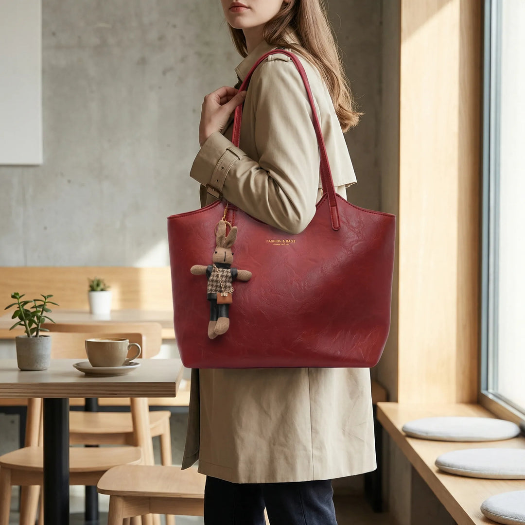 Minimalistische Damen-Alltagstasche Kathrin in elegantem Design, ideal für den täglichen Gebrauch.