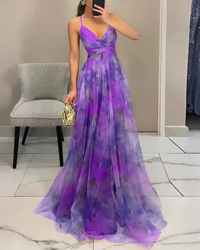 Bezauberndes Damen Maxikleid, elegant und fließend, ideal als Hochzeitsgast-Outfit.