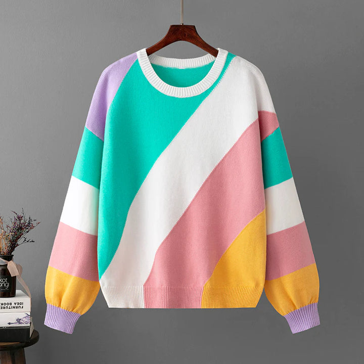 Weicher, gestreifter Unisex Pullover für kalte Tage. Warmes Strickoberteil in Farbmix-Optik für Herbst/Winter.