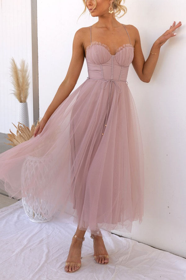 Elegantes, fließendes Damen Maxikleid mit V-Ausschnitt, ärmellos. Perfekt für Sommer, Freizeit & festliche Anlässe.