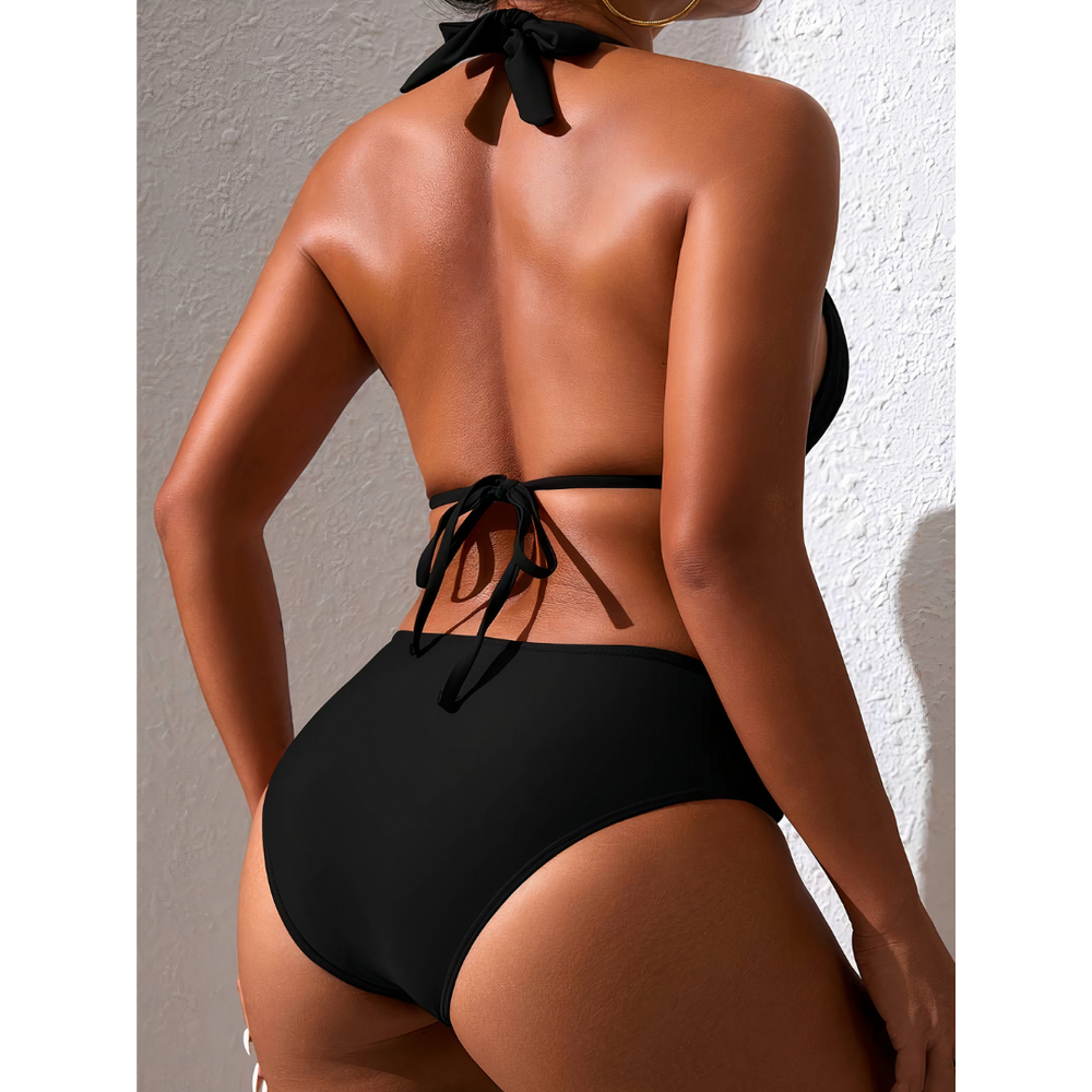 Stylisches Damen Triangel Bikini Set mit verstellbaren Bindebändern.