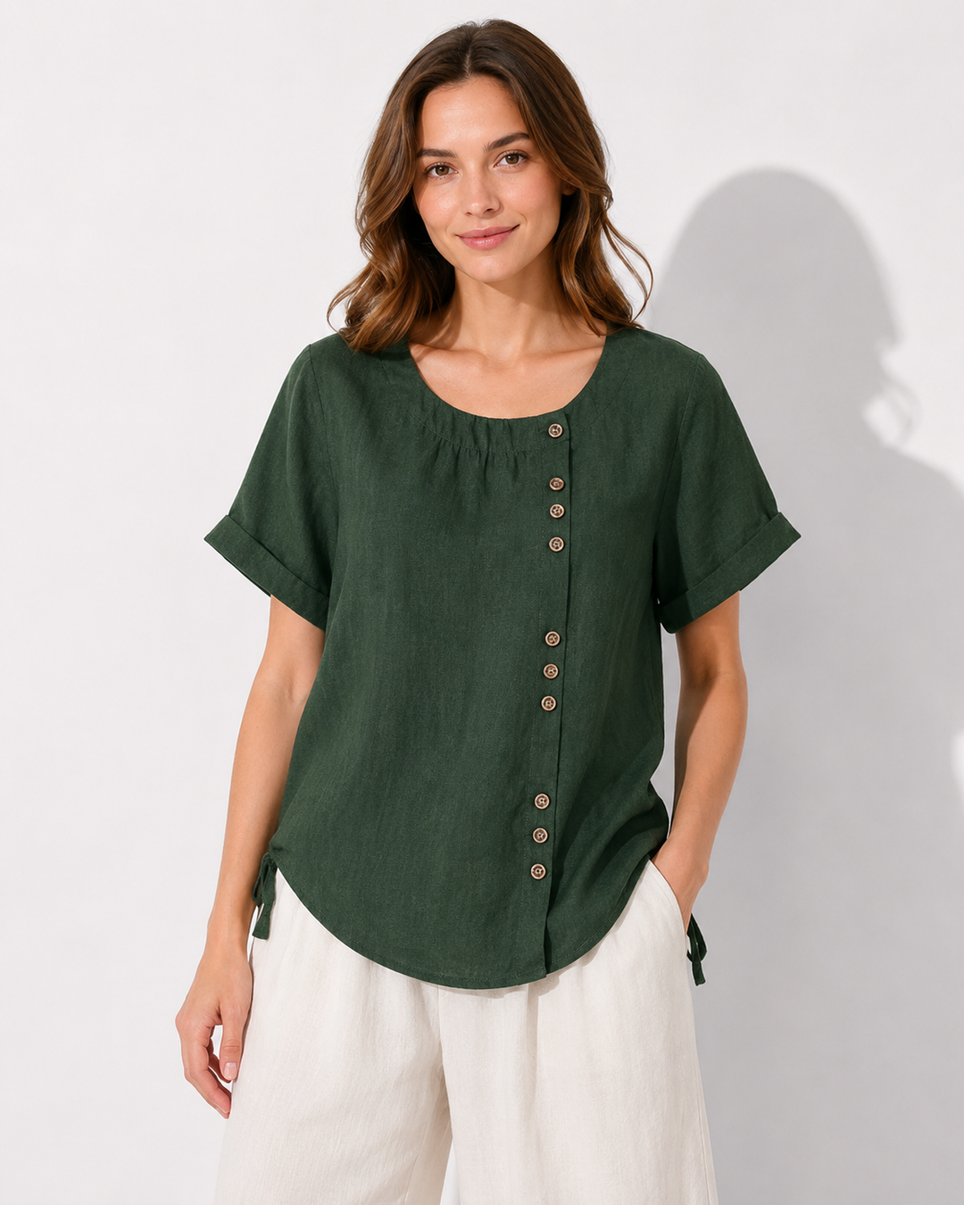 Schlichtes Casual Damenshirt, kurzärmlig, ein Basic für jede Garderobe, ideal für entspannte Tage.
