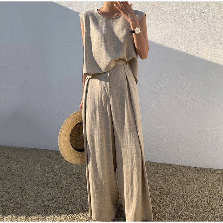 Damen Leinen Set: Ärmellose Bluse & weite Leinenhose für sommerliche Eleganz und Komfort, perfekt für Freizeit.