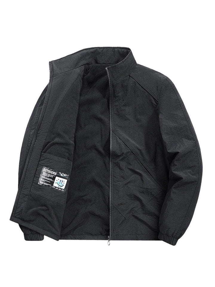 Warme und leichte Herren Übergangsjacke, perfekt für den wechselhaften Frühling und Herbst.