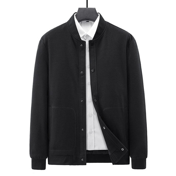 Funktionale, atmungsaktive Herrenjacke, leicht und sportlich. Perfekt als Übergangsjacke für Alltag & Outdoor.