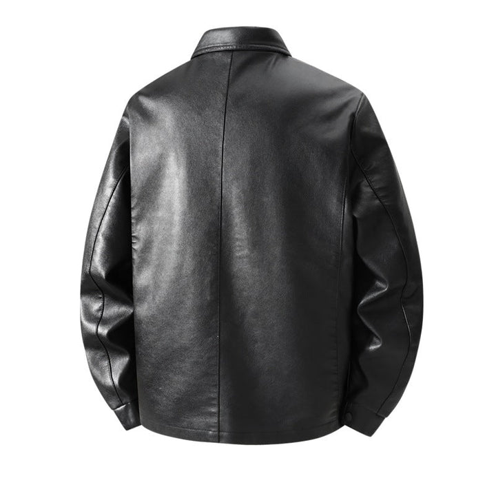 Stilvolle schwarze Herrenjacke, klassisches Design. Komfortable Herrenmode für Business, Freizeit und kühle Tage.