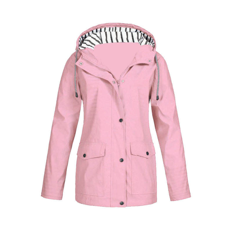 Stilvolle, wasserdichte Damen Regenjacke in moderner Passform, perfekt für jeden Regentag.