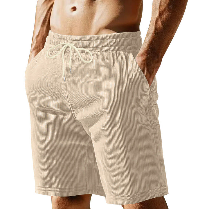 Moderne Bermudashorts für Männer, lockere Passform und angenehmer Tragekomfort.
