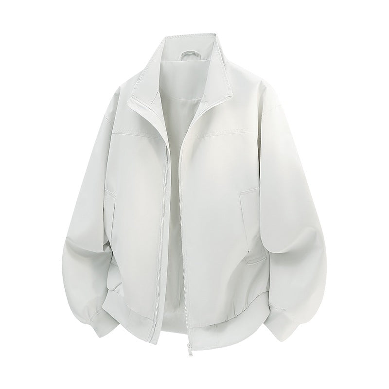 Stilvolle Herren Freizeitjacke in modernem Design, vielseitig kombinierbar für einen aktiven Stil.