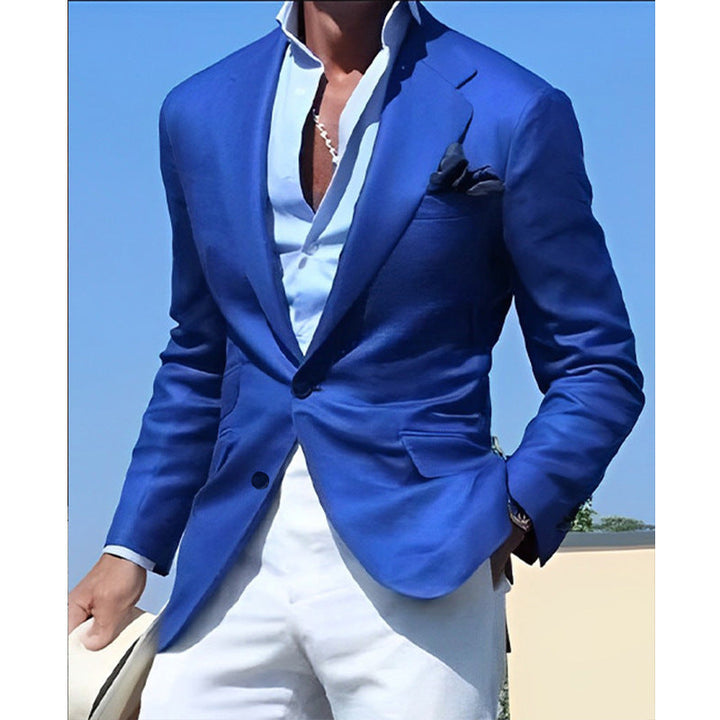 Detailansicht Slim Fit Blazer: Hochwertiger Stoff und präziser Schnitt des modernen Herren Sakkos.