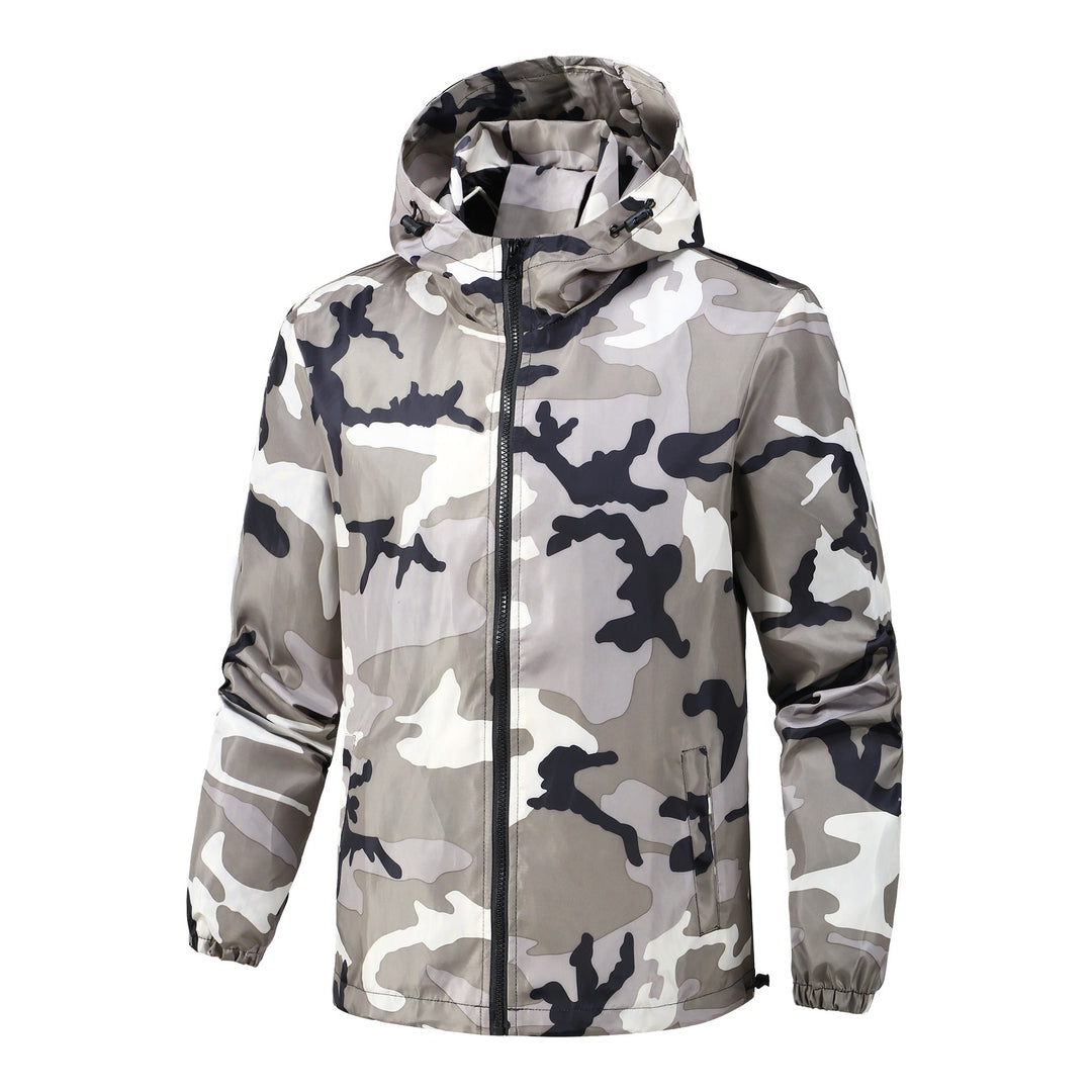 Stylische Herren-Kapuzenjacke, Camouflage-Muster, leicht & funktional für Sport und täglichen Gebrauch.