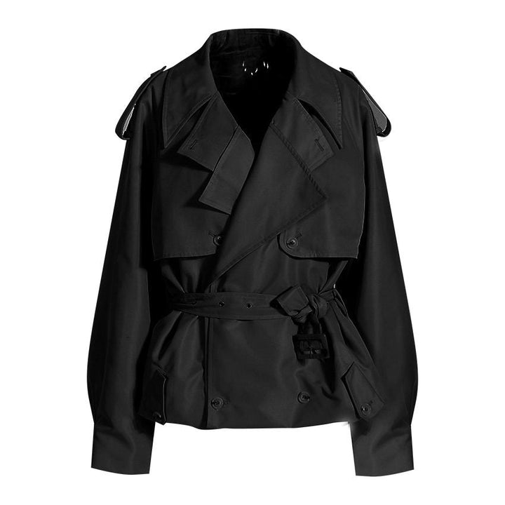 Moderne Damen Outdoormode: Eleganter Trenchcoat für die Übergangszeit, perfekt für stilvolle Herbst-Looks.