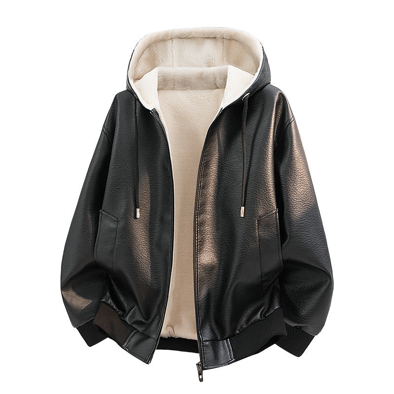 Reißverschluss und Taschen-Detail der modernen Herren Kapuzenjacke. Funktionale, bequeme Freizeitjacke.