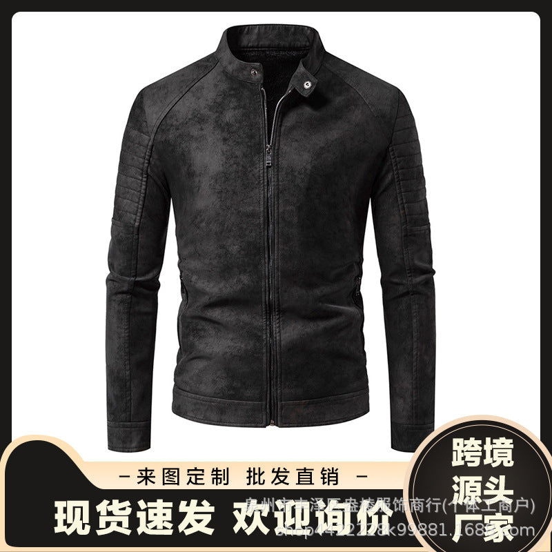 Schwarze Herren Bikerjacke in Lederoptik mit Stehkragen und Reißverschluss, ideal für modernen Männer Stil und Übergang.
