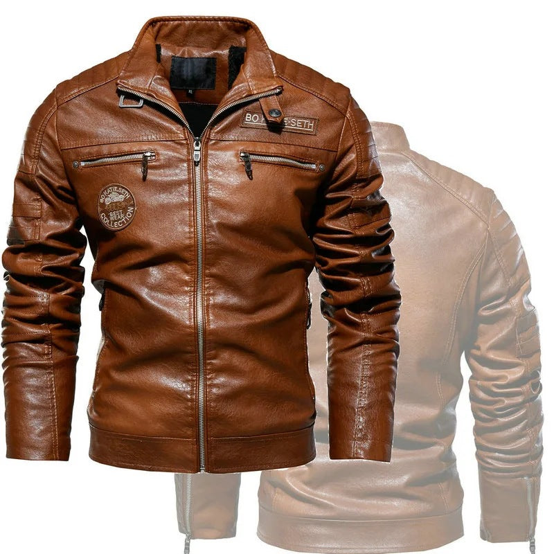 Nahaufnahme der stilvollen Details einer schwarzen Herren-Motorradjacke, Reißverschlüsse und Kragen.