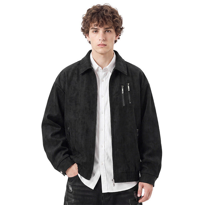 Seitliche Ansicht der Herren Modejacke, schlanke Silhouette & bequeme Passform, perfekte Freizeitjacke für Männer.