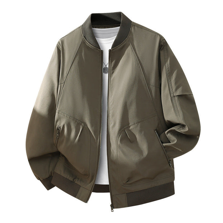 Stilvolle Herren Bomberjacke mit Reißverschluss, ideal als bequeme Übergangsjacke für Frühling & Herbst. Modische Freizeitjacke.