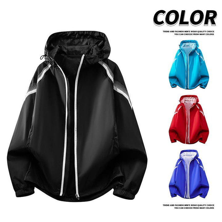 Leichte Herren Funktionsjacke mit Kapuze in Grau, ideal für Sport und Outdoor-Aktivitäten.