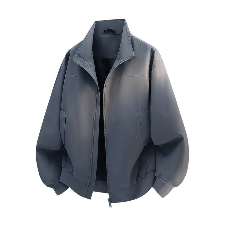 Bequeme Herren Sportjacke für aktive Männer, perfekt für Outdoor-Aktivitäten und die Übergangszeit.