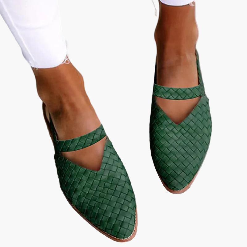 Modische Damen Slipper mit geflochtenem Riemen, ideal als bequeme Freizeitschuhe für den Sommer.